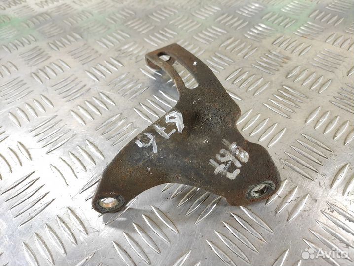 Кронштейн генератора Faw Vita