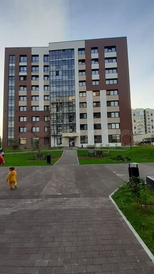 2-к. квартира, 65 м², 5/9 эт.