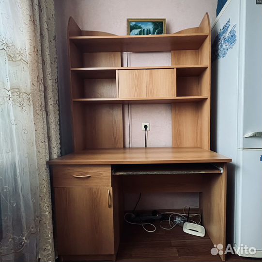 Шкаф, компьютерный стол
