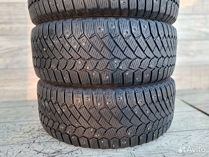 Gislaved Nord Frost 200 215/60 R16