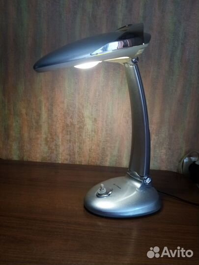 Лампа настольная бу