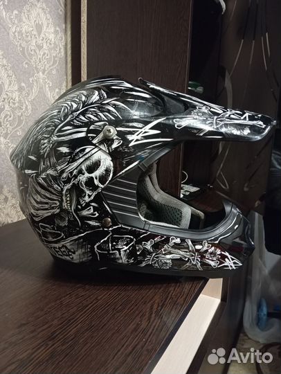 Продам мото шлем