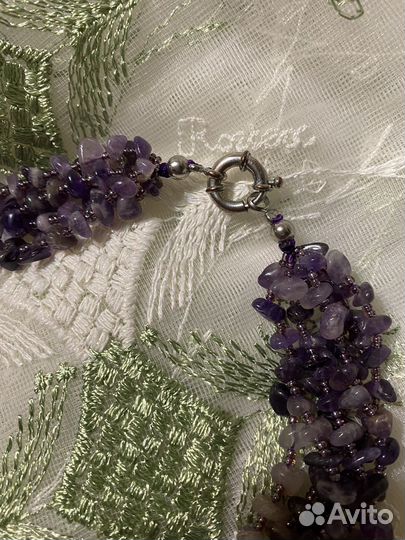 Бусы из натуральных камней