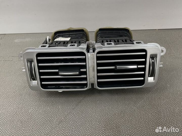 Range Rover 4 l405 воздуховод салона задний