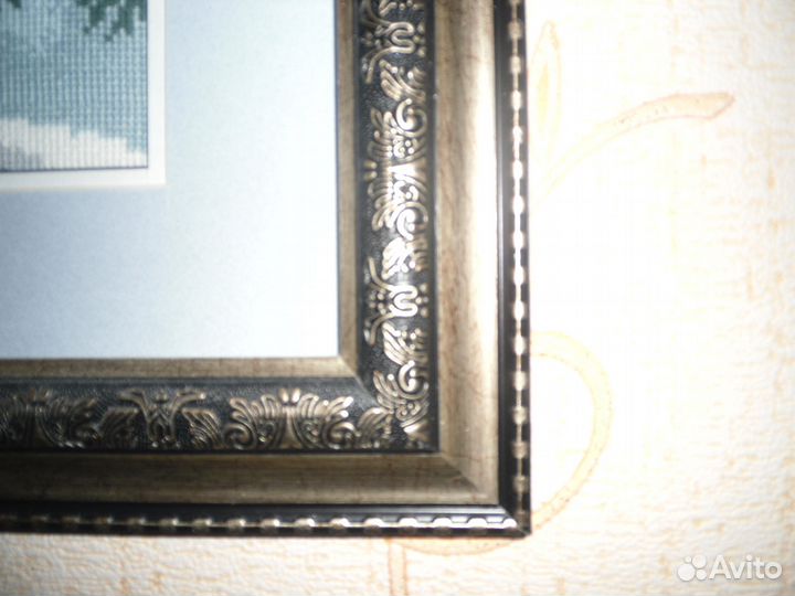 Картина - вышивка крестиком