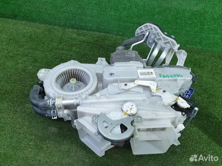 Корпус отопителя Toyota Land Cruiser 200 (2015-202