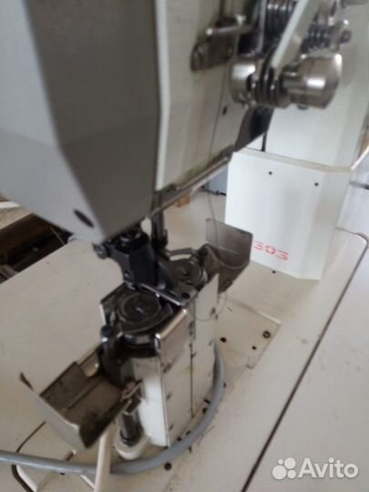 Pfaff1294-Двухигольная с колонковой платформой