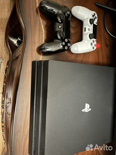 Sony PS4 pro 1tb