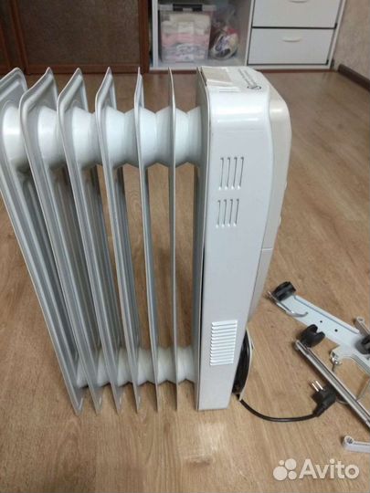 Масляный обогреватель Scarlett SC-OH67F01-7