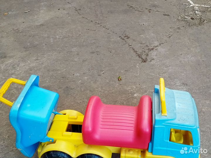 Детская машинка каталка