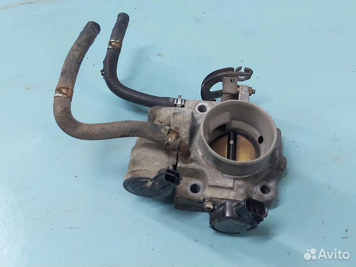 Дроссельная заслонка в сборе Mazda 323 bj