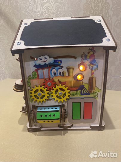 Бизиборд домик со светом