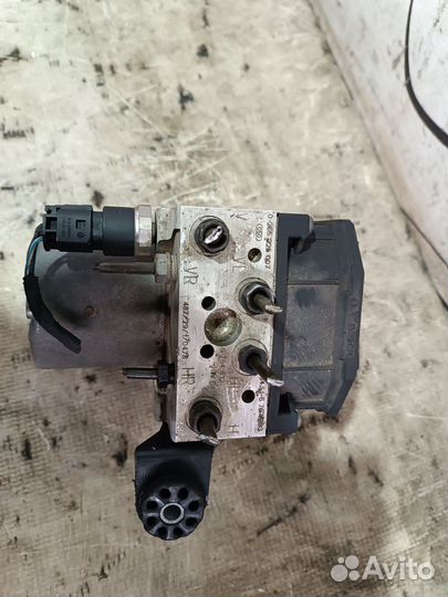 Блок ABS BMW 7-series E65 E66 E67 6761781 6760960 6767833 DSC 0235225007 KA9274