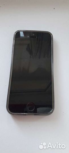 Телефон iPhone 5s