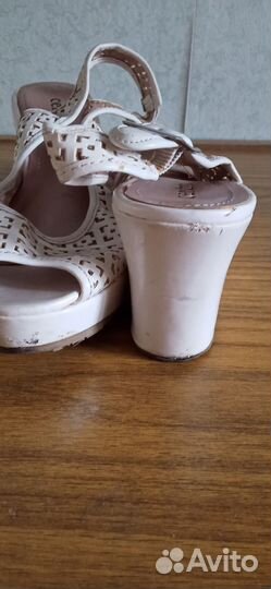 Босоножки женские 37 размер