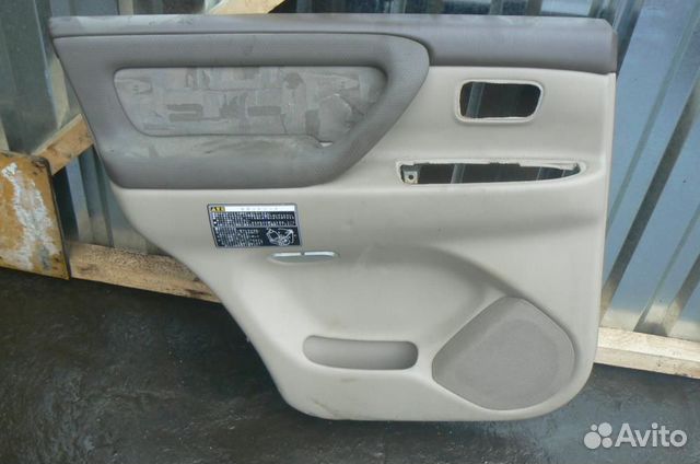 Обшивка двери лев.зад. Toy/ Land Cruiser 100/ HDJ1