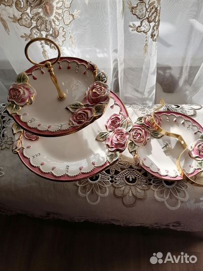 Новая, трех ярусная этажерка для фруктов