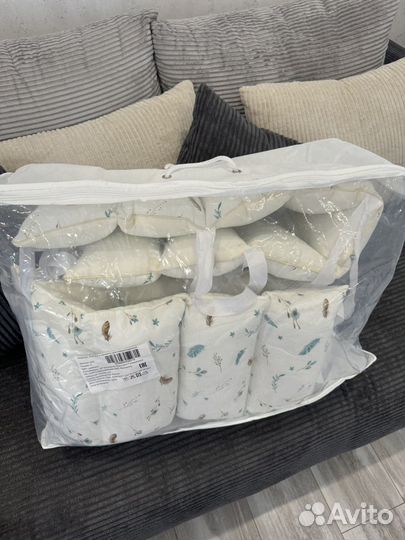 Бортики в детскую кроватку с одеялом