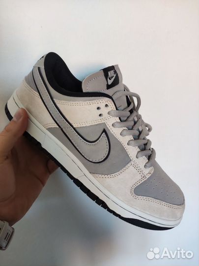 Nike SB Dunk Low x Otomo Katsuhiro