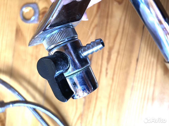 Смеситель для раковины