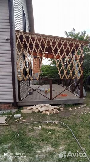 Бригада строителей