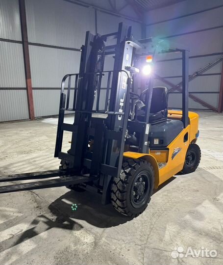 Вилочный погрузчик CHL CPCD30-XC5K2C, 2023