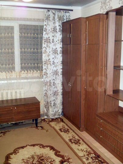 Комната 14 м² в 9-к., 2/4 эт.