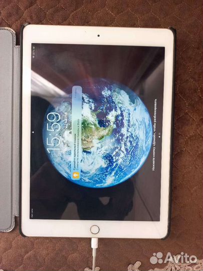 iPad pro 32 Гб золотой