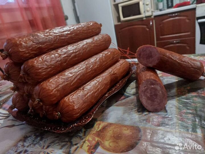 Домашняя колбаса копченая