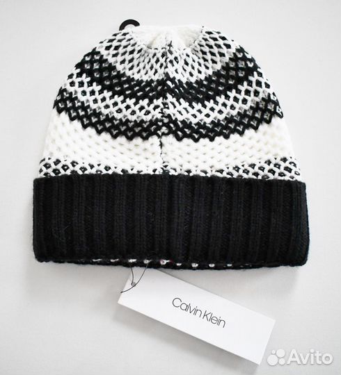 Новая Вязаная Женская шапка Calvin Klein.Оригинал