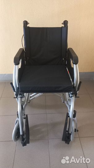 Инвалидная коляска новая