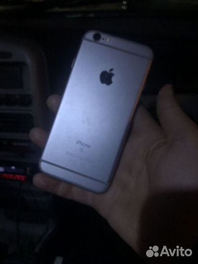 iPhone 6S, 32 ГБ