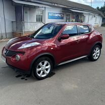 Nissan Juke 1.6 MT, 2011, 270 000 км, с пробегом, цена 845 000 руб.