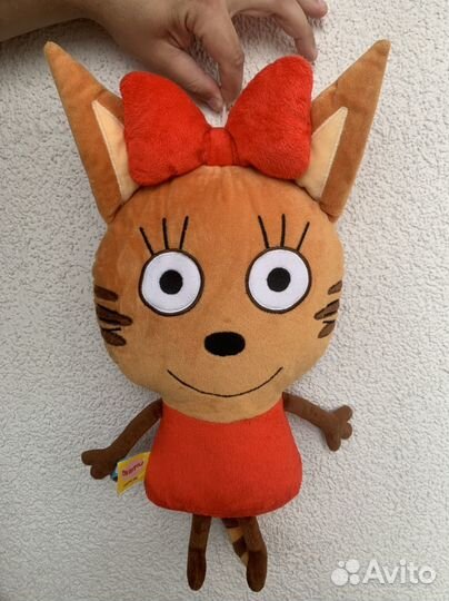 Мягкая игрушка подушка Карамелька (три кота)