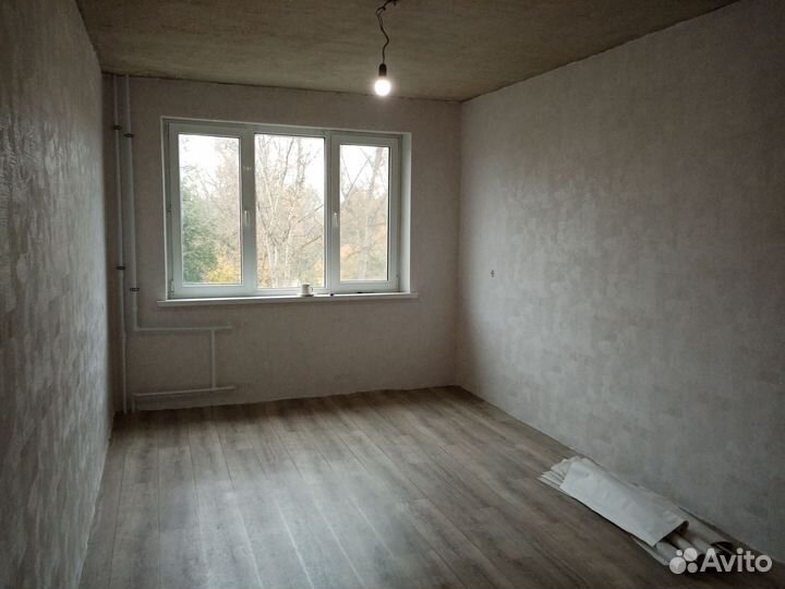 Поклейка обоев