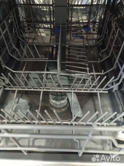 Посудомоечная машина Midea