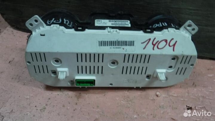 Панель приборов Suzuki Grand Vitara III 2005-2015