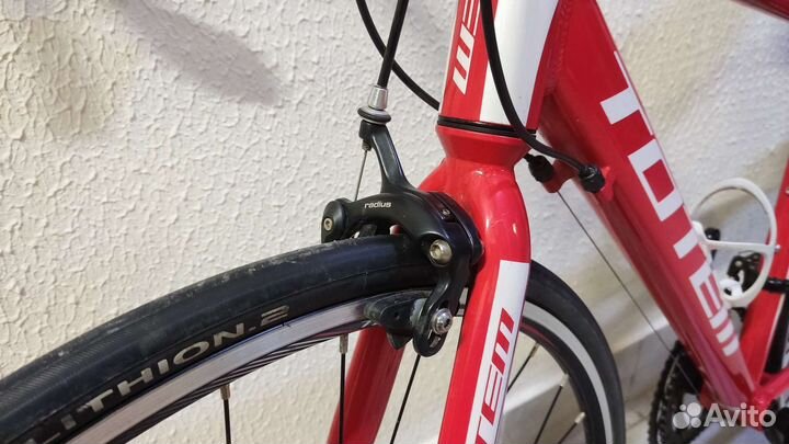 Шоссейный велосипед totem agree