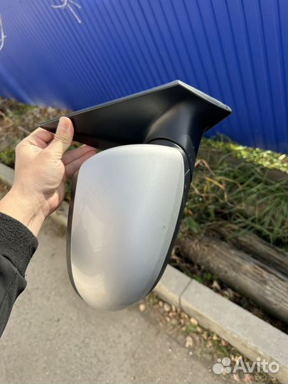 Зеркало правое Kia Rio 3