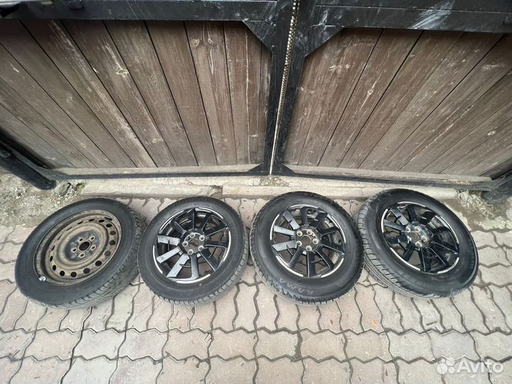 R15 Michelin Defender 205/65, PCD 5x100 DIA 54.1