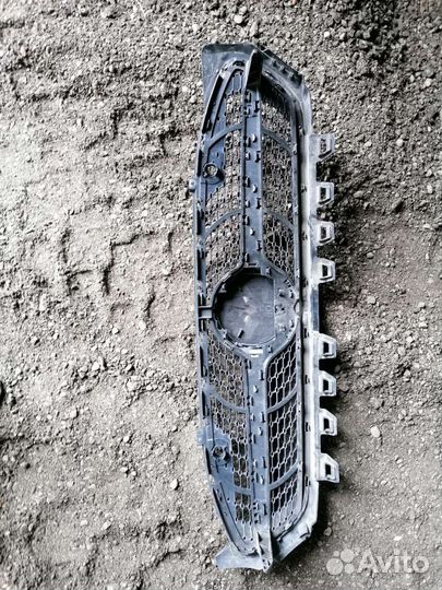 Решëтка на mercedes