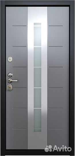 Дверь входная уличная