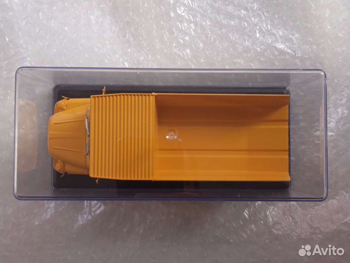 Модель Tatra 148 S1