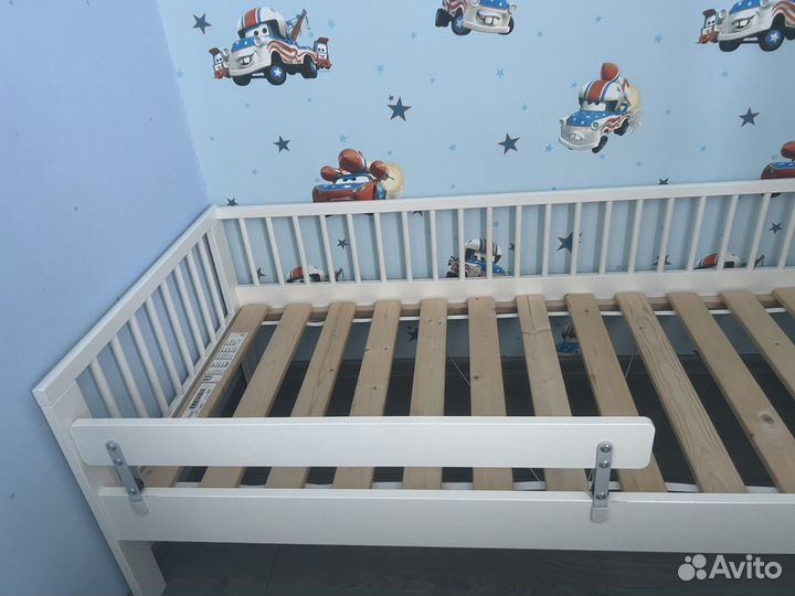 Детская кровать IKEA с матрасом