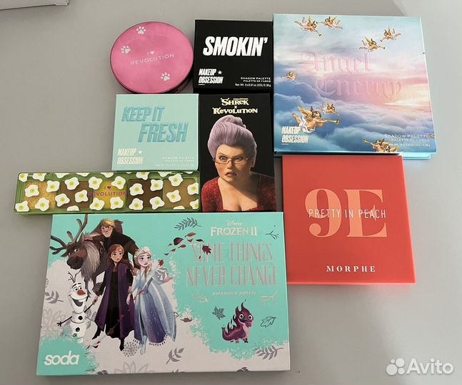 Палетка теней для век