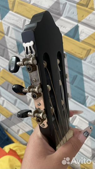 Классическая гитара бу