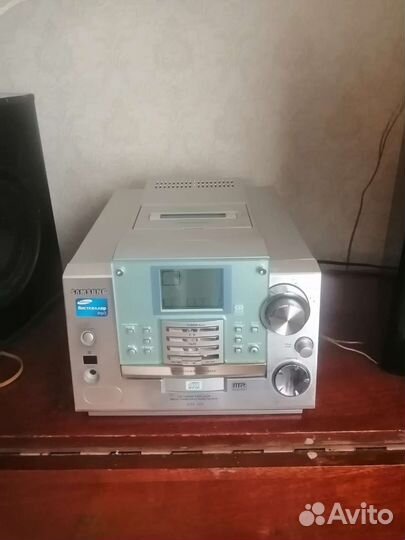 Музыкальный центр samsung