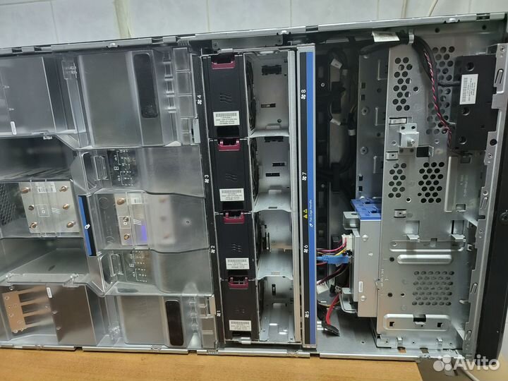 Серверная платформа HP ProLiant ML350 Gen9 8xSFF