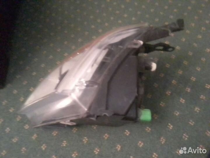 Фара левая Ford Fusion б/у, оригинал