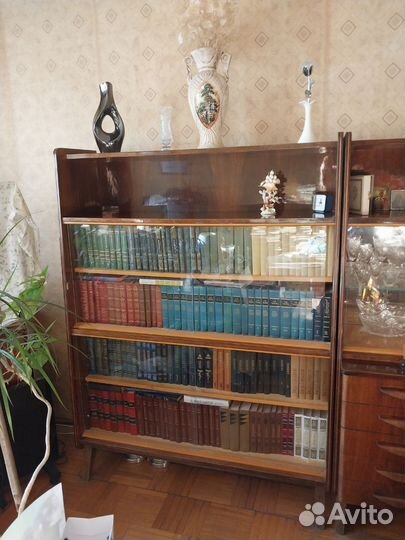 Шкаф сервант СССР